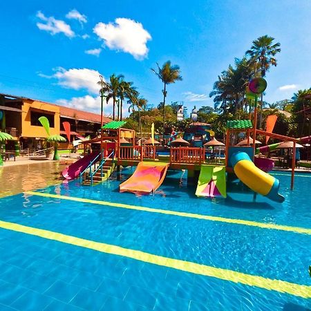 Hotel Hosteria D'Carlos Aqua Park Santo Domingo de los Colorados Exteriér fotografie