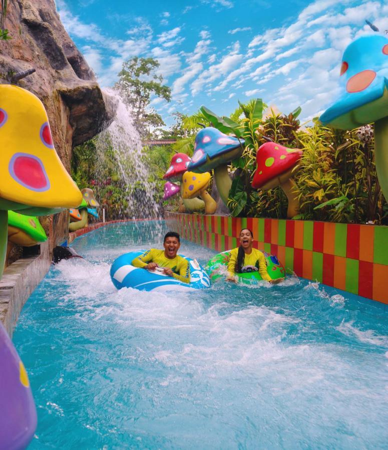 Hotel Hosteria D'Carlos Aqua Park Santo Domingo de los Colorados Exteriér fotografie