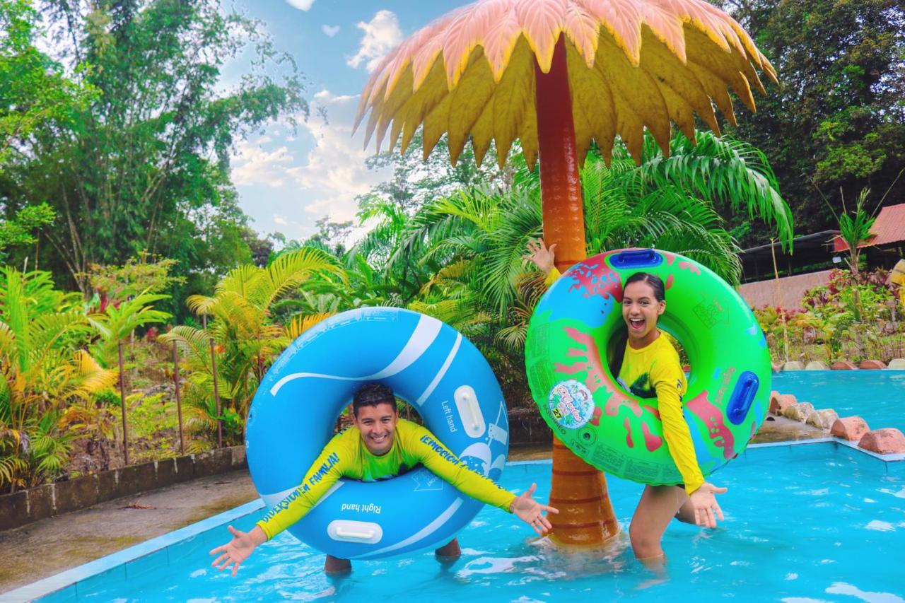 Hotel Hosteria D'Carlos Aqua Park Santo Domingo de los Colorados Exteriér fotografie